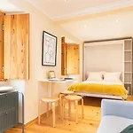 Budget 1 Bed Down Town Лісабон