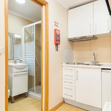 Budget 1 Bed Down Town