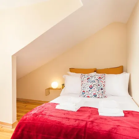 Budget 1 Bed Down Town 아파트 *